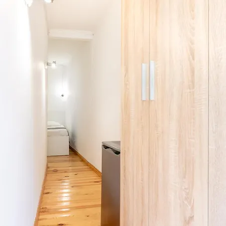 Homestay - Elevador Da Bica *