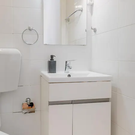 Homestay - Elevador Da Bica *