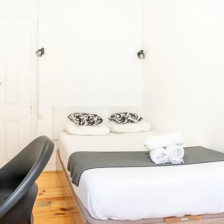 Homestay - Elevador Da Bica